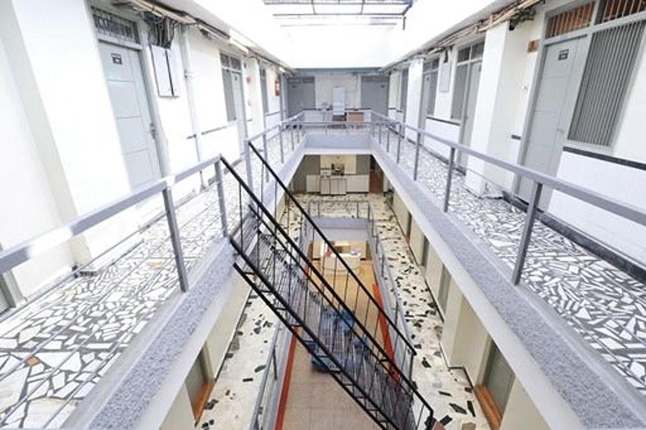 Amrit Hotel Нью-Делі Екстер'єр фото